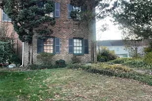 727 Olde Greenwich Cir, Fredericksburg, VA 22408 - Photo 1