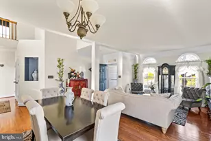 9314 Birch Cliff Drive, Fredericksburg, VA 22407 - Photo 8