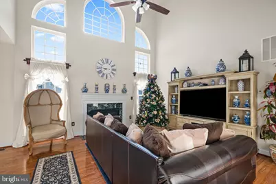 9314 Birch Cliff Drive, Fredericksburg, VA 22407 - Photo 10