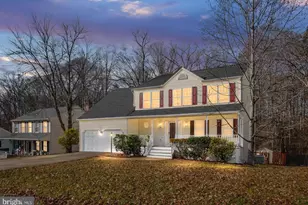 11818 Hickory Creek Dr, Fredericksburg, VA 22407 - Photo 2