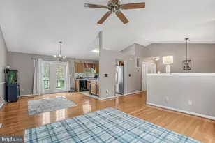 12502 Warren Ln, Spotsylvania, VA 22551 - Photo 6