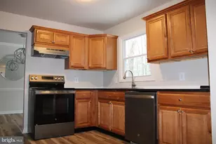 11816 Rutherford Dr, Fredericksburg, VA 22407 - Photo 8