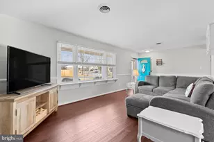 204 Redwood, Fredericksburg, VA 22408 - Photo 6