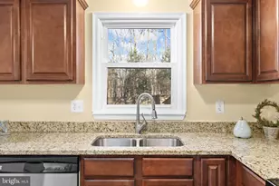 13621 Flank March Ln, Spotsylvania, VA 22551 - Photo 18