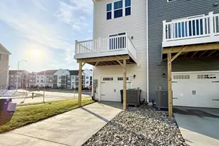 9366 Tanfield Dr, Spotsylvania, VA 22408 - Photo 4