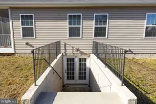 9323 Wood Creek Cir, Fredericksburg, VA 22407 - Photo 42