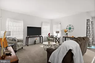 9323 Wood Creek Cir, Fredericksburg, VA 22407 - Photo 10