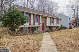 10721 Maple Ridge Dr, Spotsylvania, VA 22553 - Photo 2