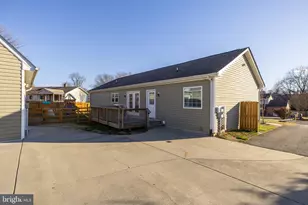 1211 Dewberry Dr, Fredericksburg, VA 22407 - Photo 40