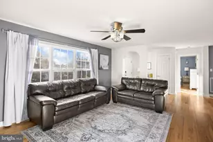 1211 Dewberry Dr, Fredericksburg, VA 22407 - Photo 10