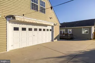 1211 Dewberry Dr, Fredericksburg, VA 22407 - Photo 44