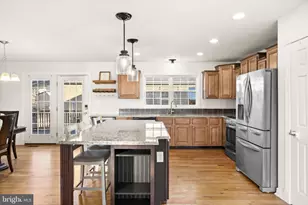 1211 Dewberry Dr, Fredericksburg, VA 22407 - Photo 18