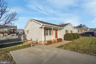 806 Shamrock Dr, Fredericksburg, VA 22407 - Photo 30