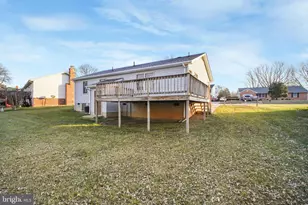 806 Shamrock Dr, Fredericksburg, VA 22407 - Photo 4