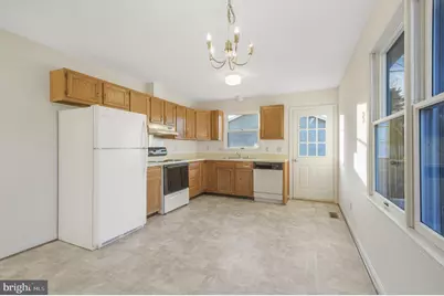 806 Shamrock Drive, Fredericksburg, VA 22407 - Photo 12