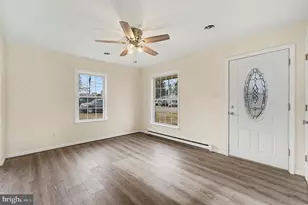 408 Hamilton St, Fredericksburg, VA 22408 - Photo 4