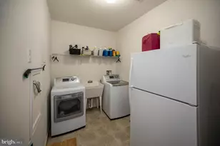 9414 Fyvie Ln, Fredericksburg, VA 22408 - Photo 8