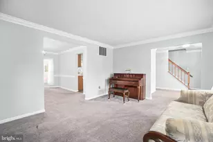 11210 Springfield Dr, Fredericksburg, VA 22408 - Photo 4