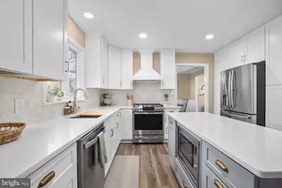 6231 Sweetbriar Drive, Fredericksburg, VA 22407 - Photo 2