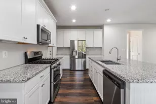 10602 Springvale Ln, Spotsylvania, VA 22551 - Photo 14