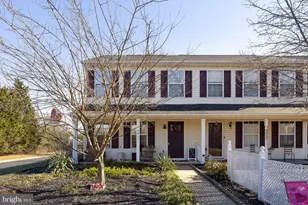 9911 Blade Ct, Fredericksburg, VA 22408 - Photo 2