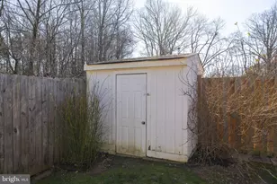 9911 Blade Ct, Fredericksburg, VA 22408 - Photo 6