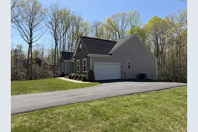 8005 Ashford Drive, Fredericksburg, VA 22407 - Photo 10