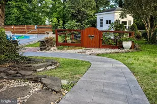 6114 N Willow Pond Dr, Fredericksburg, VA 22407 - Photo 4