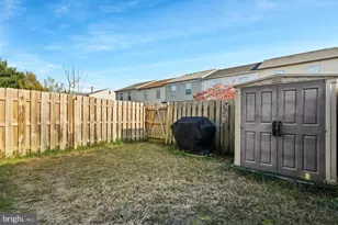 2910 Broyhill Ct, Fredericksburg, VA 22408 - Photo 14