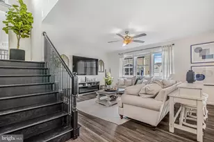 10103 Governors Ln, Fredericksburg, VA 22408 - Photo 12