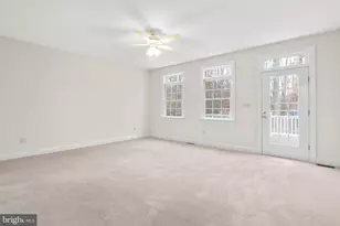 3904 Corbin Hall Ln, Fredericksburg, VA 22408 - Photo 10