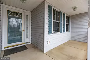 10320 Watford Ln, Fredericksburg, VA 22408 - Photo 8