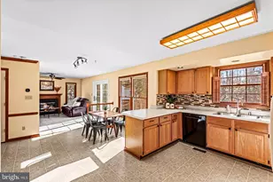 10628 Chesterwood Dr, Spotsylvania, VA 22553 - Photo 2