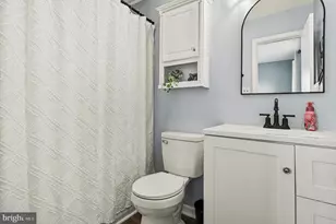 300 Clay St, Fredericksburg, VA 22408 - Photo 16