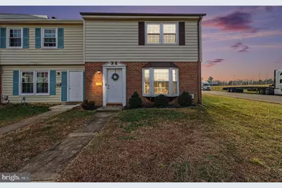 300 Clay Street, Fredericksburg, VA 22408 - Photo 2