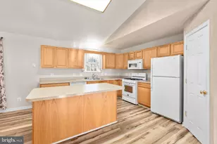 3700 Alberta Dr, Fredericksburg, VA 22408 - Photo 10