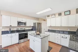 9806 Kenmore Ct, Fredericksburg, VA 22408 - Photo 16