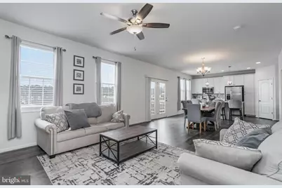 6317 Courtland Park Drive, Fredericksburg, VA 22407 - Photo 10