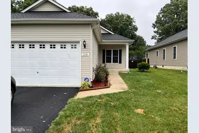 113 Hotchkiss Street, Fredericksburg, VA 22408 - Photo 1