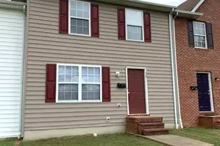 335 Ellery Ct, Fredericksburg, VA 22408 - Photo 2