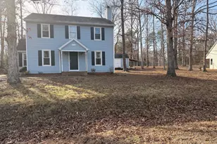 10802 Heatherwood Dr, Spotsylvania, VA 22553 - Photo 2