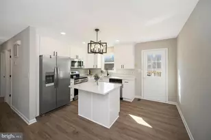 8006 Blossom Wood Ct, Fredericksburg, VA 22407 - Photo 8