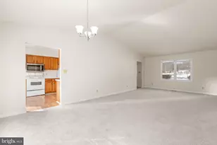 5404 Leavells Crossing Dr, Fredericksburg, VA 22407 - Photo 14