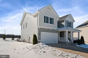 10100 Governors Ln, Fredericksburg, VA 22408 - Photo 2