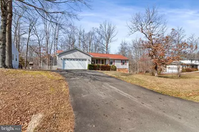 10712 Maple Ridge Drive, Spotsylvania, VA 22553 - Photo 2