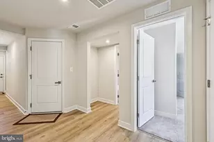 9389 Edenderry Dr, Fredericksburg, VA 22408 - Photo 4