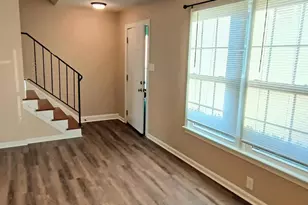 337 Clay St, Fredericksburg, VA 22408 - Photo 2