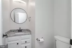 11211 Springfield Dr, Fredericksburg, VA 22408 - Photo 8