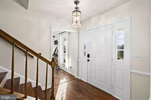 105 Chinaberry Dr, Fredericksburg, VA 22407 - Photo 2