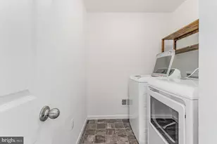 10407 Spotswood Dr, Fredericksburg, VA 22408 - Photo 20